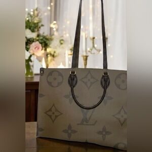 NWT Louis Vuitton ONTHEGO GM Tote Shoulder Bag Giant Monogram Brown + COA